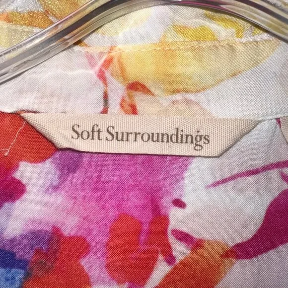 SOFT SURROUNDINGS Summer Blooms Sleeveless Button Front Tunic Blouse - Picture 10 of 10